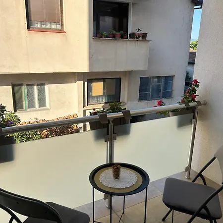 Apartman Slatki Snovi - Novi U Centru Vranja - Free Parking *
