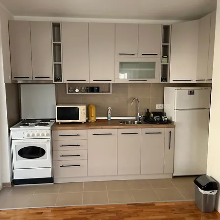 Slatki Snovi - Novi U Centru Vranja Apartament *